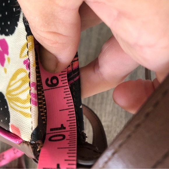 Vibrant Cactus Pattern Crossbody Bag - Picture 14 of 14